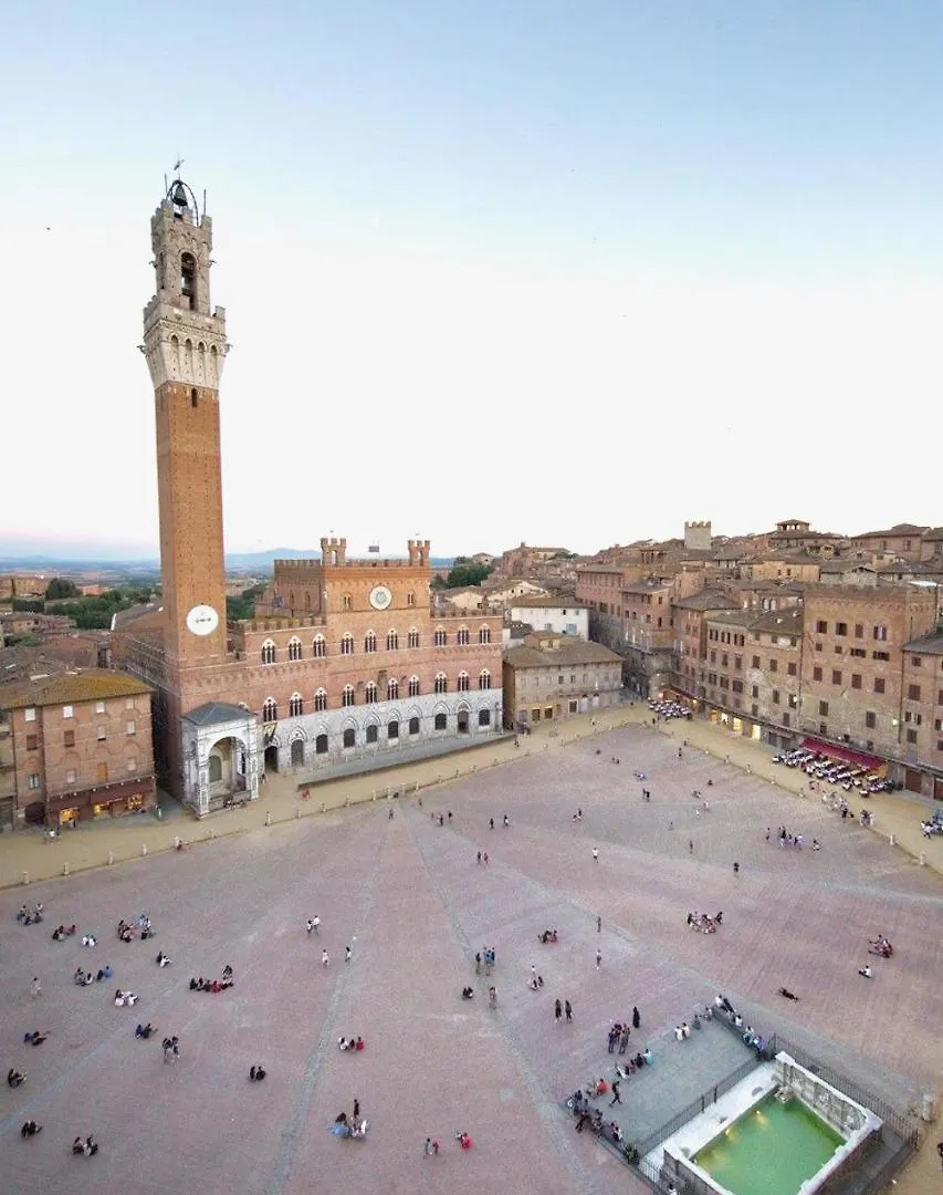 Torre Del Campo Apartment Siena