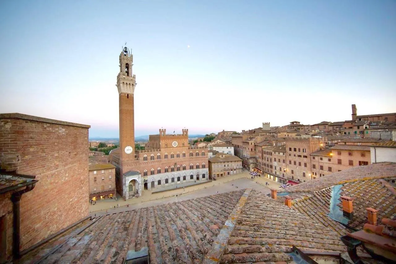 Torre Del Campo Apartment Siena