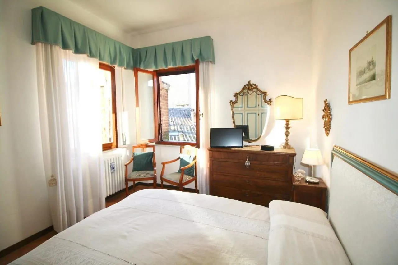 Torre Del Campo Apartment Siena